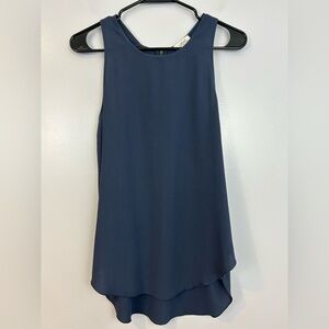 Wilfred Aritzia Dusty Blue Silk Trim Sleeveless Flowy Tank Size Small